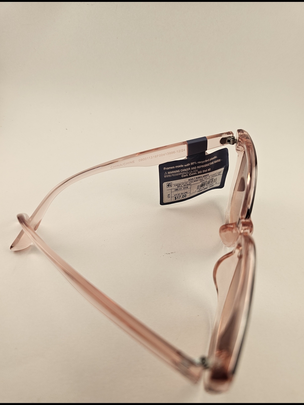 Universal Thread Cat-Eye Sunglasses Light Pink Recycled Frames NWT - Picture 3 of 6
